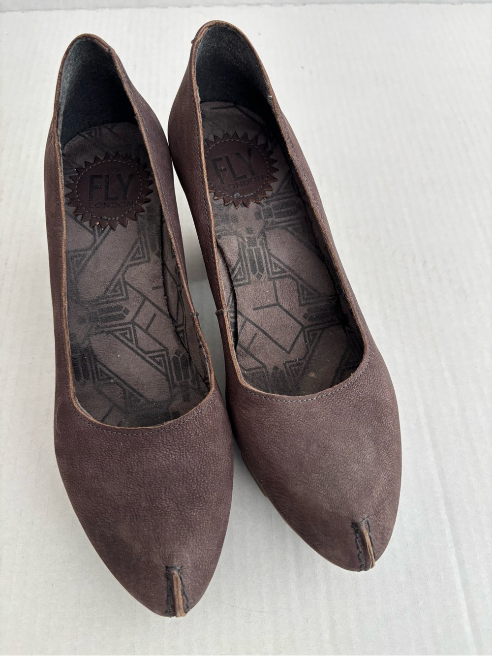 FLY London Women's Pled Brown Leather Low Wedge Pumps Size 37